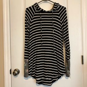 Adora long sleeve shirt